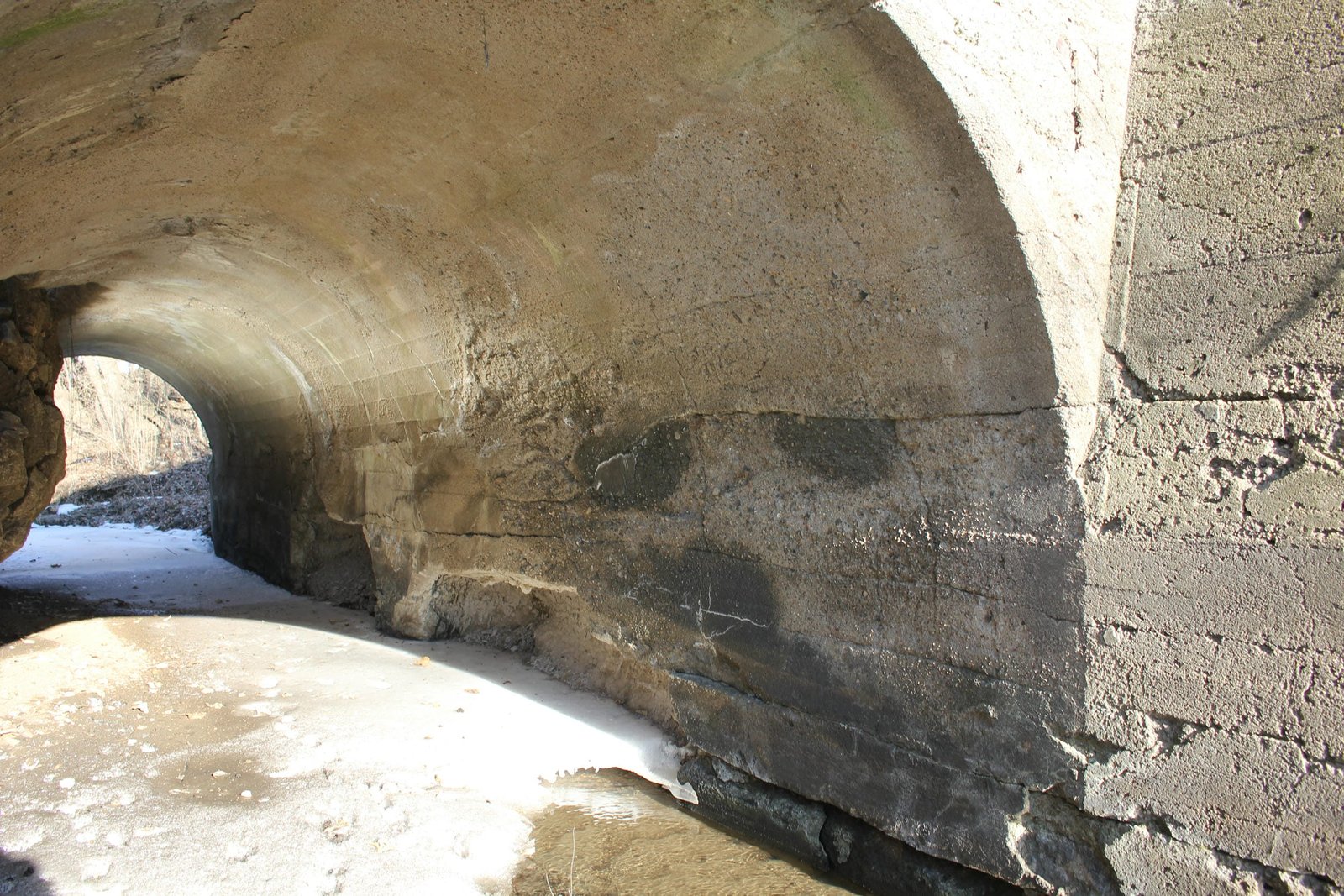 North abutment